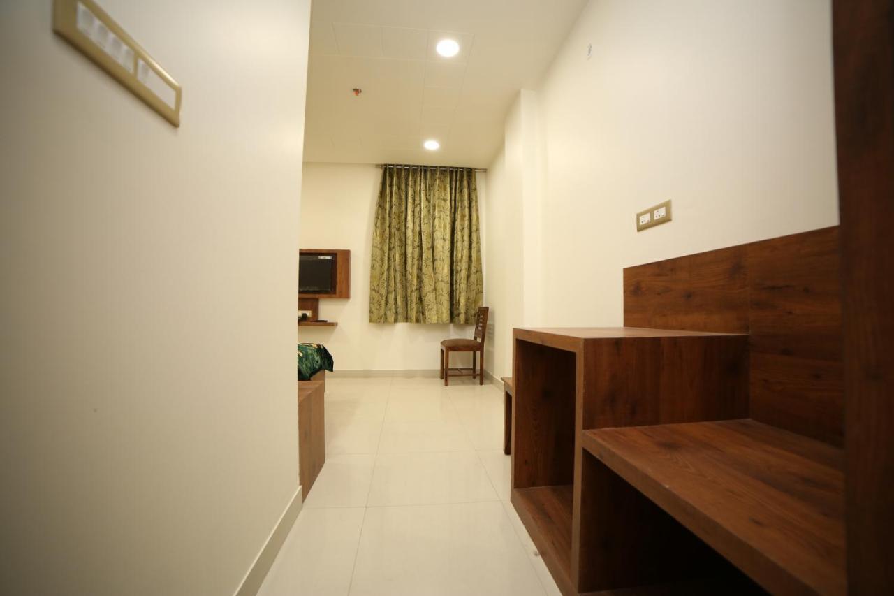 Hotel Devens Τζαϊπούρ Εξωτερικό φωτογραφία