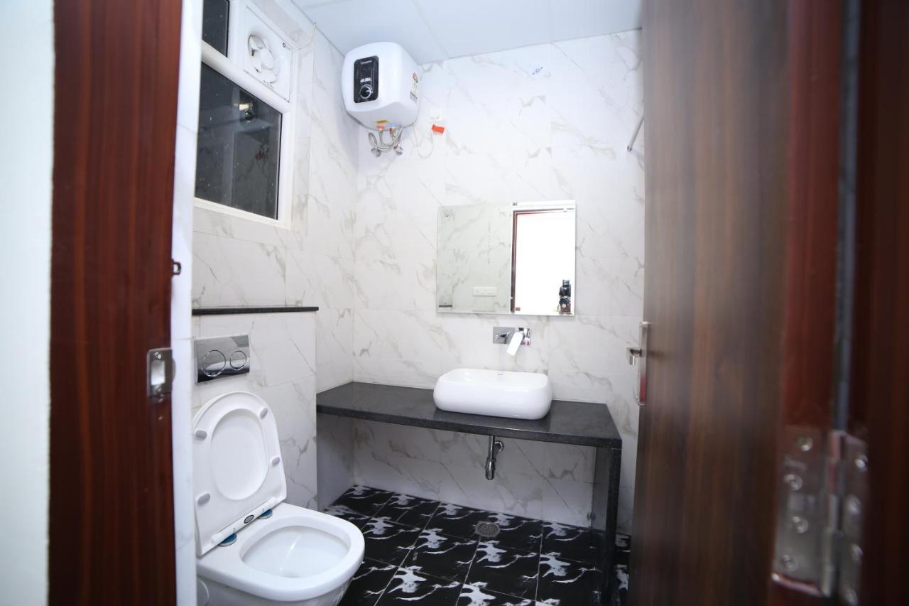 Hotel Devens Τζαϊπούρ Εξωτερικό φωτογραφία